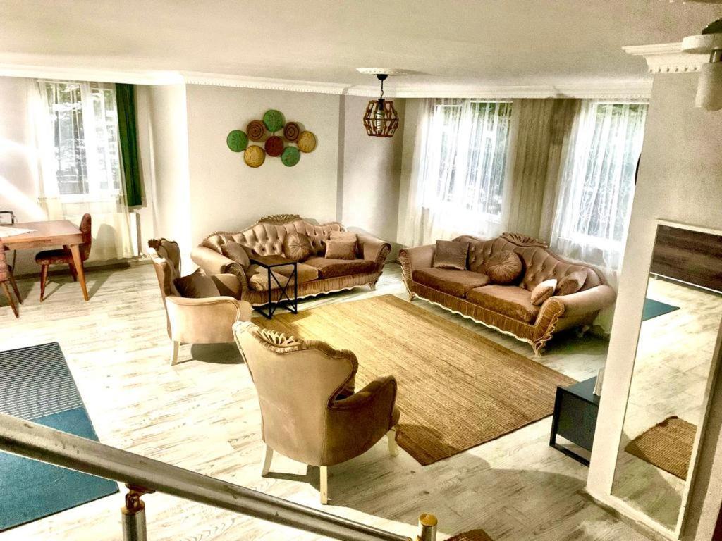 Ahmet Teacher Hotel,6 Minutes From The Airport Arnavutkoy Экстерьер фото